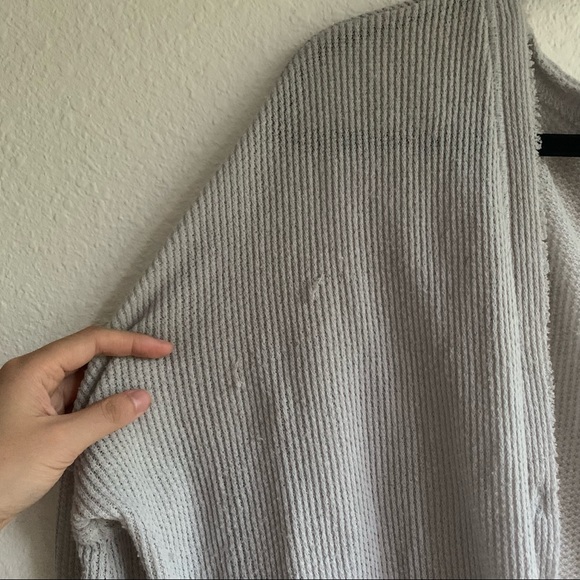 Urban outfitters light grey waffle cardigan - Picture 6 of 8